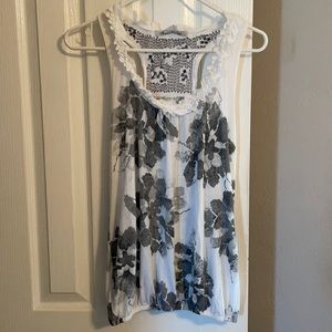 Women’s racerback top